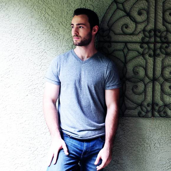 Meet your Posher, Stephen - Picture 1 of 1